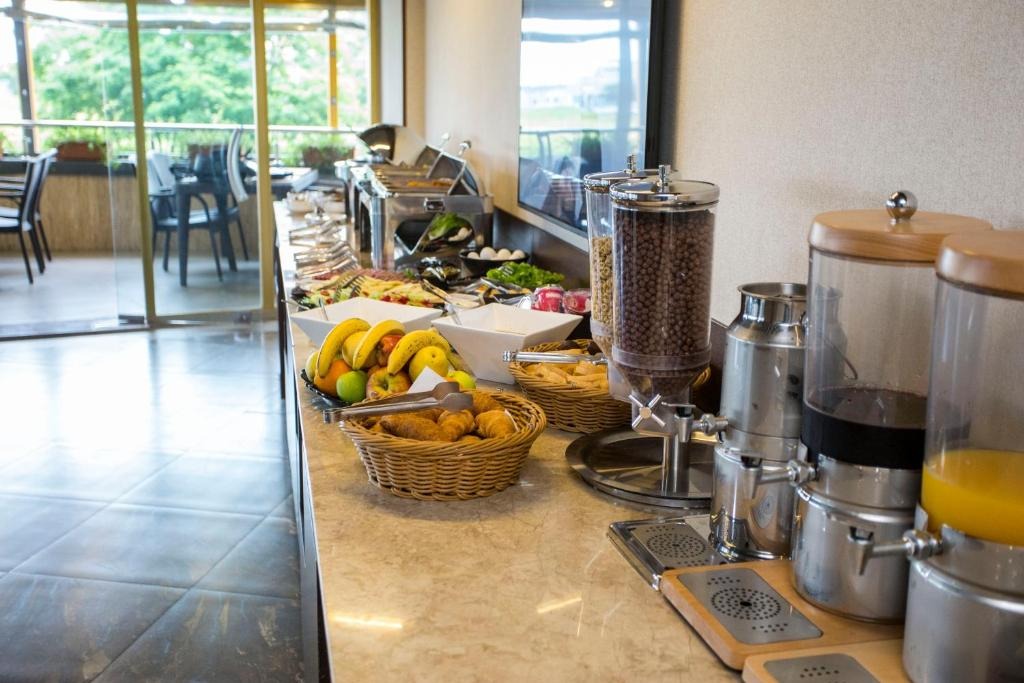 هتل کرنر این باتومی